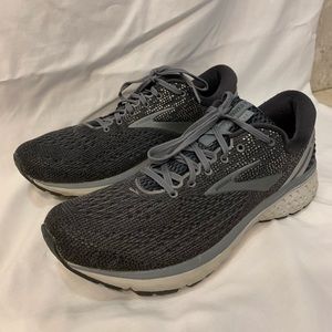 Brooks Ghost Size 10.5 Running Shoes